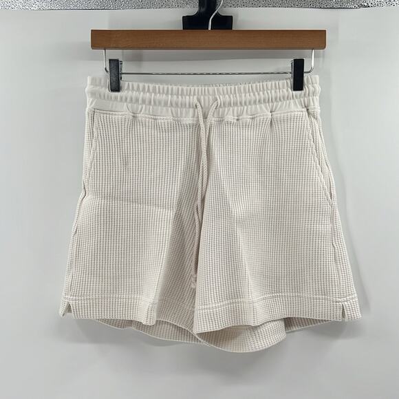 AYR Women's The Waffle Cone Short - Seashell - Small - New with tags - Picture 1 of 6